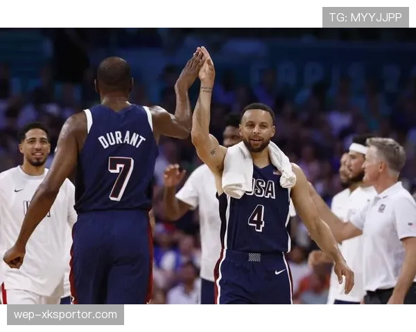 巴克利背打单打优势压制约基奇高效篮下差异明显