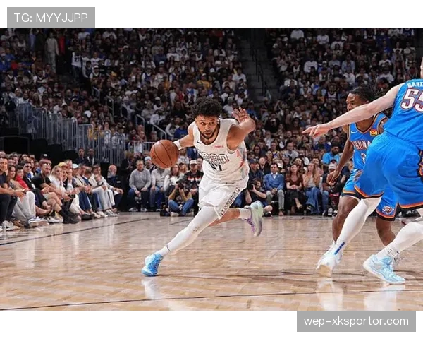 穆雷突破创造高效输出，挡拆对位卡莱尔防线拉开差距